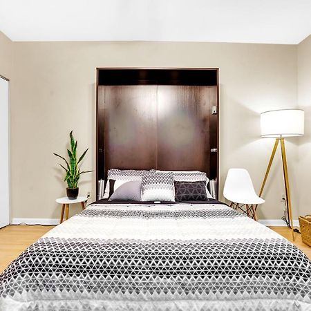 Rittenhouse Studio Apartment With Patio By Act Filadelfie Exteriér fotografie
