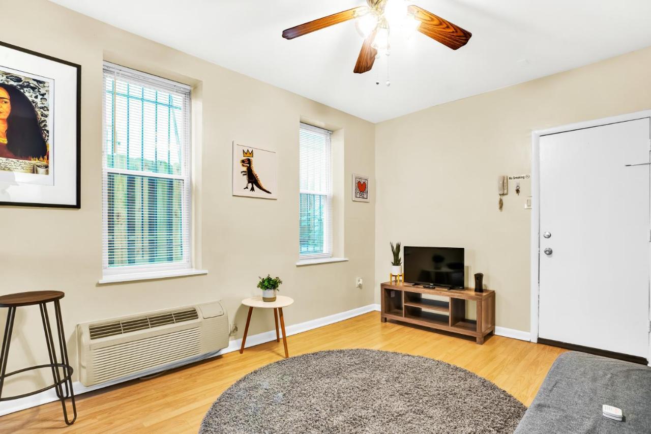Rittenhouse Studio Apartment With Patio By Act Filadelfie Exteriér fotografie